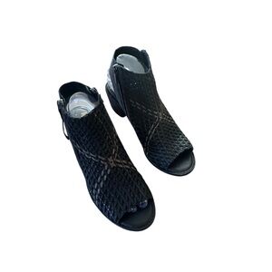 Women’s Sam Edelman Size 8.5 Black/Brown “Cooper” Peep Toe Woven Heels